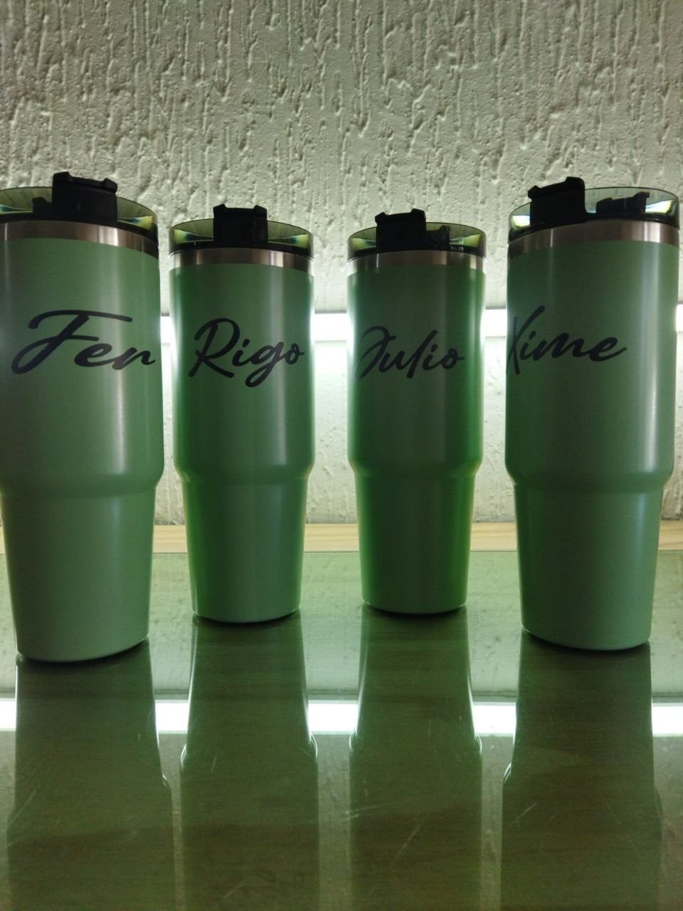 Recuerdo personalizado — trabajo 9 de 12